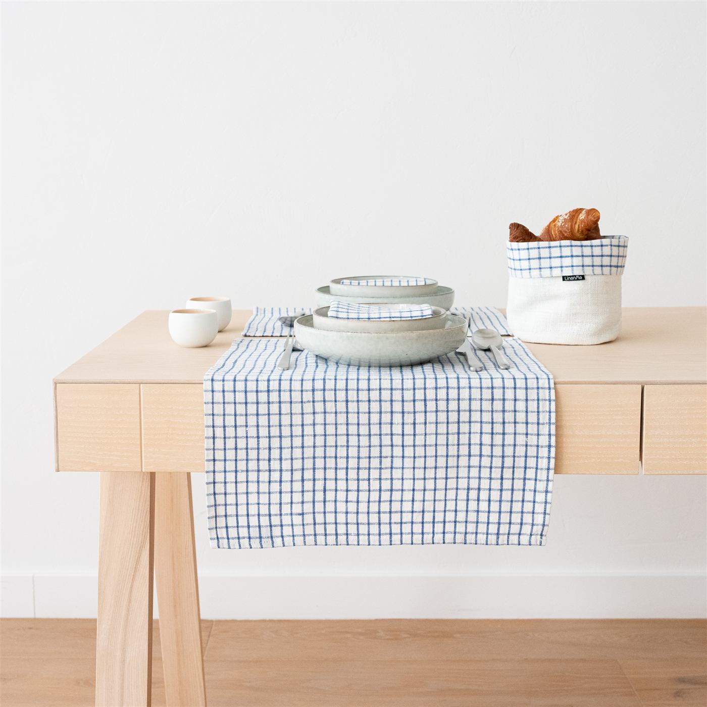 Blue and white Graphic Check linen placemat