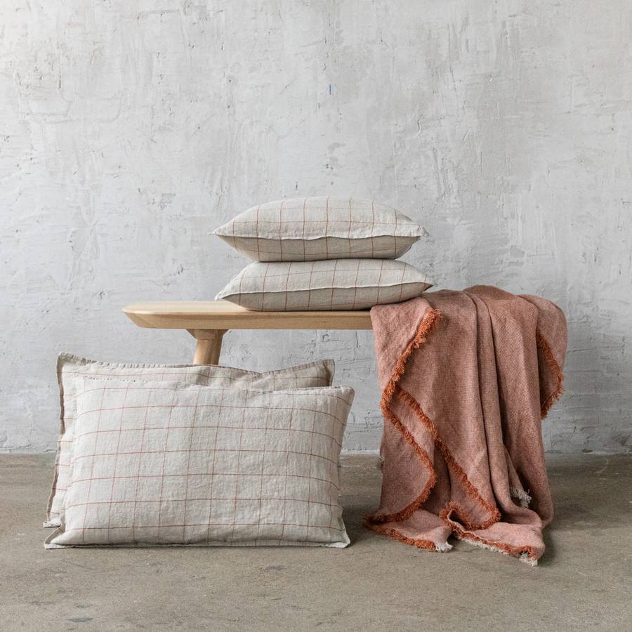 Linen cushion for autumn