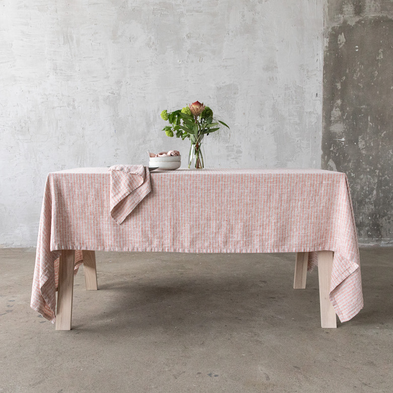 thanksgiving table linen