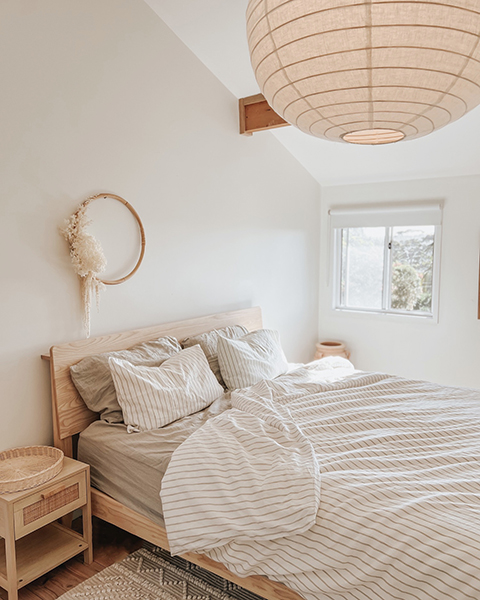 striped linen bedding 