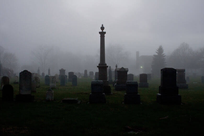 cemetery-halloween-alternative